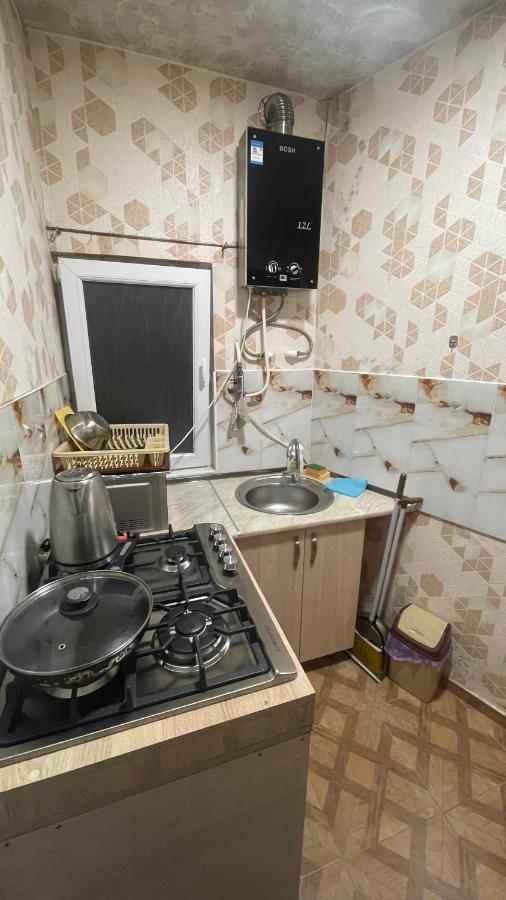 Tamara'S Apartament In Avlabari Tbilisi Eksteriør bilde